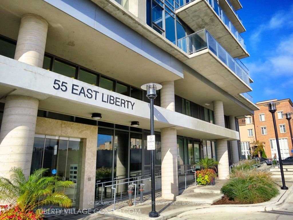 55 East Liberty St, unit 614 for rent - image #13