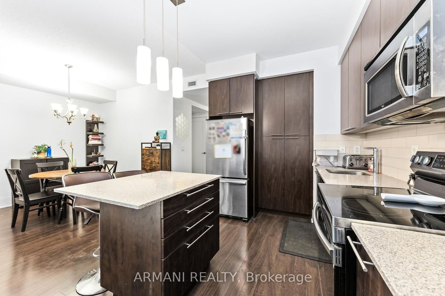 25 Broadway Ave, unit 1106 for sale - image #10