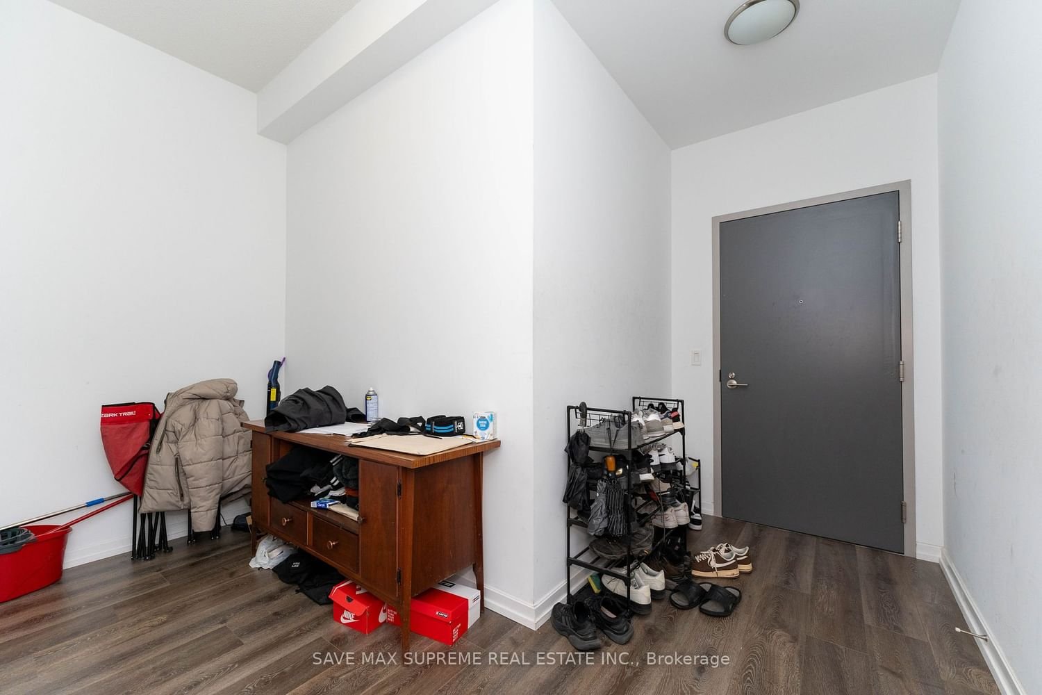 38 Forest Manor Rd, unit 213 for sale - image #8