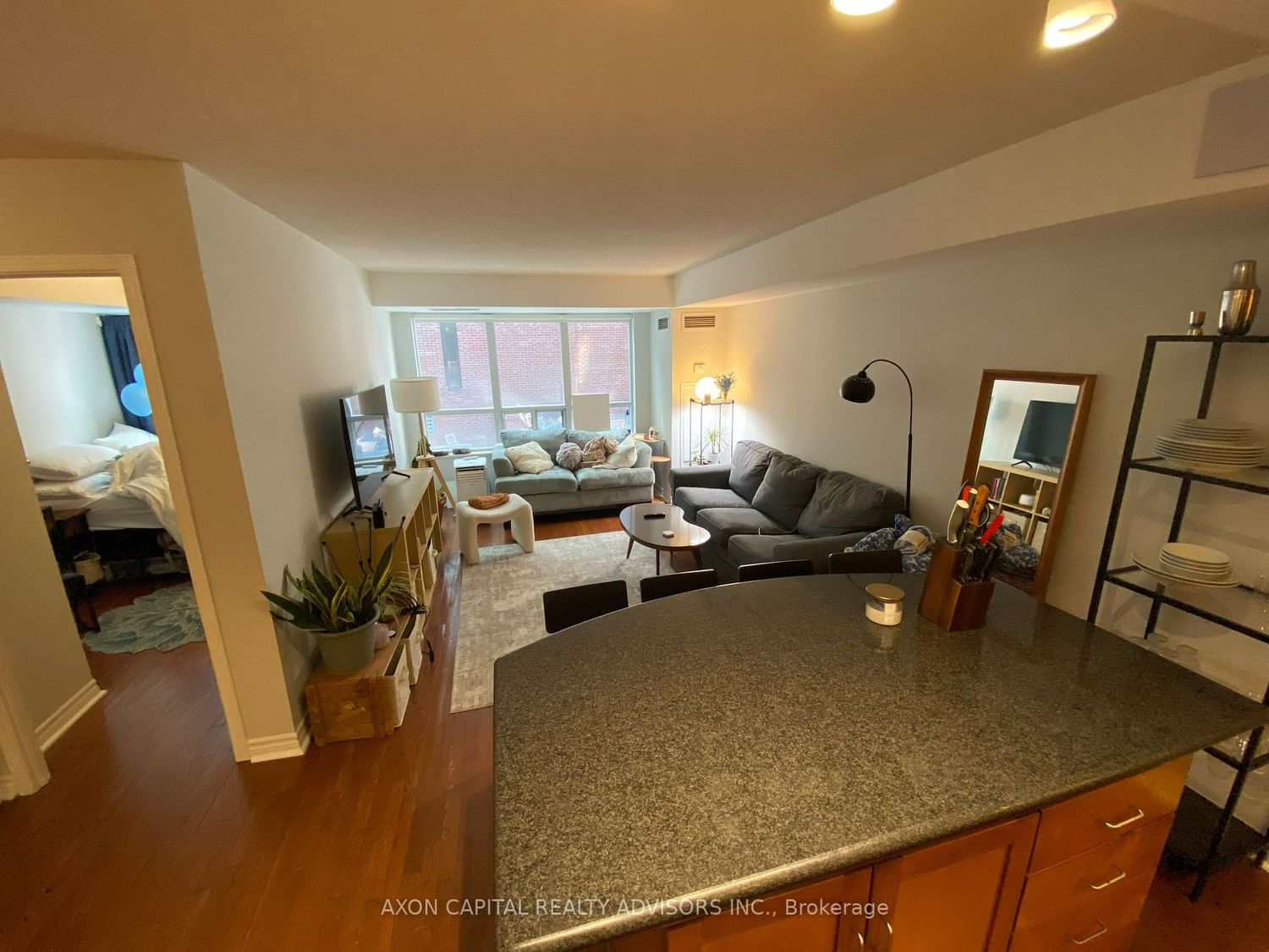 270 Wellington St W, unit 205 for sale - image #7