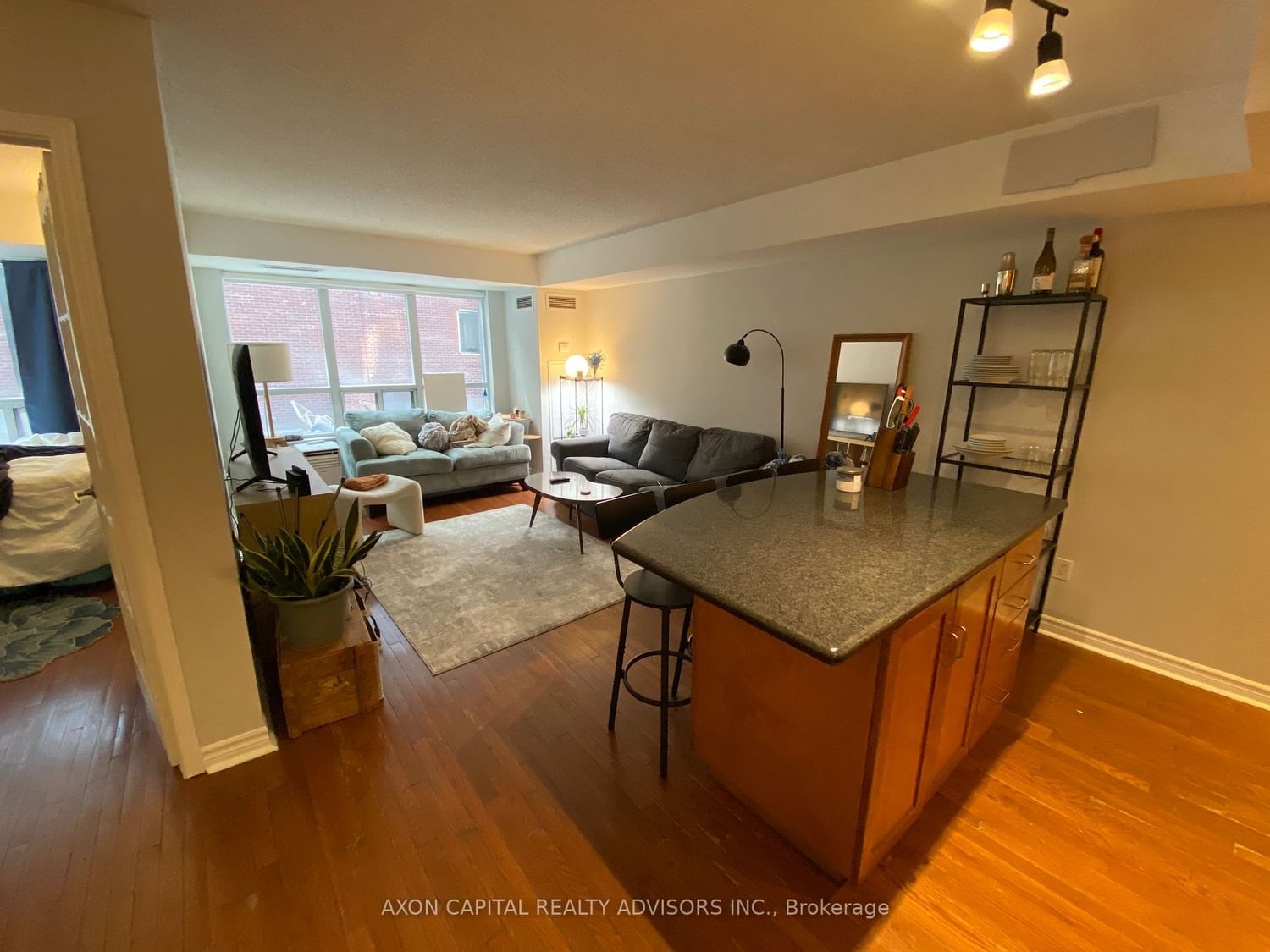 270 Wellington St W, unit 205 for sale - image #8