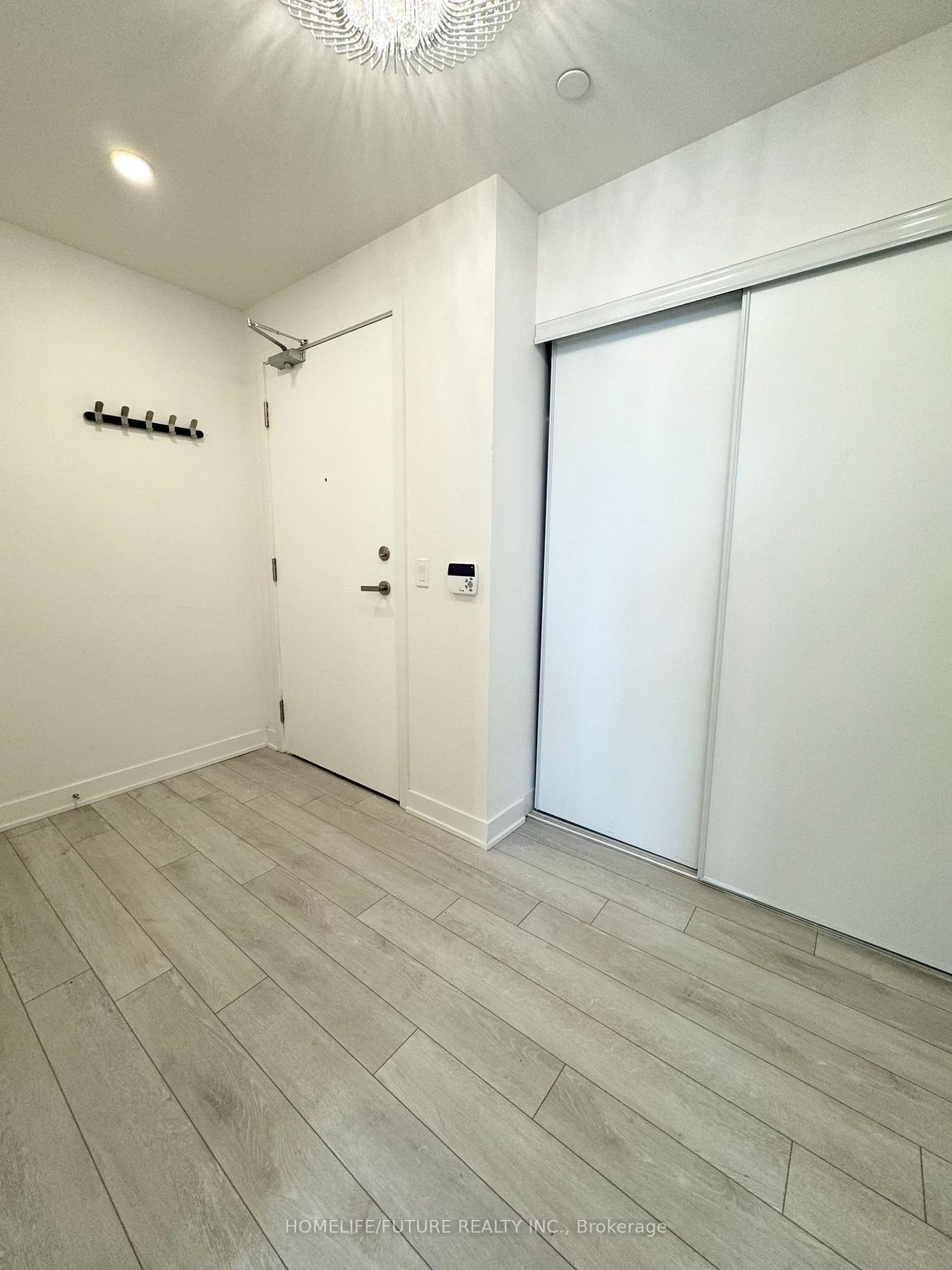 99 Broadway Ave, unit 402 for sale - image #6