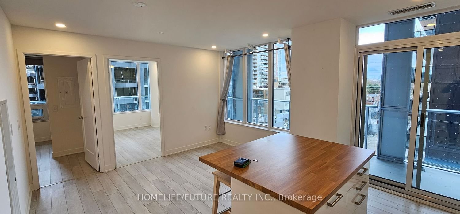 99 Broadway Ave, unit 402 for sale - image #8