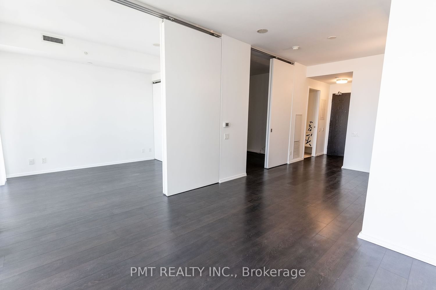 125 Peter St, unit 1403 for rent