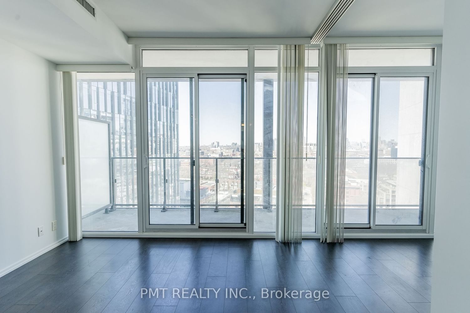 125 Peter St, unit 1403 for rent - image #3