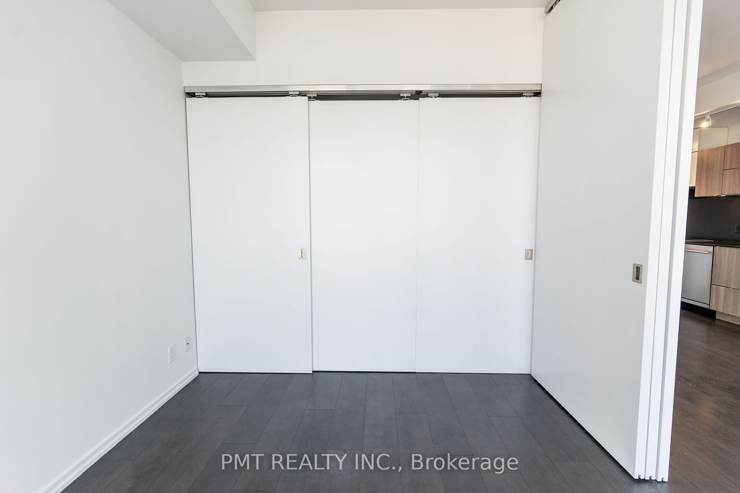 125 Peter St, unit 1403 for rent - image #6