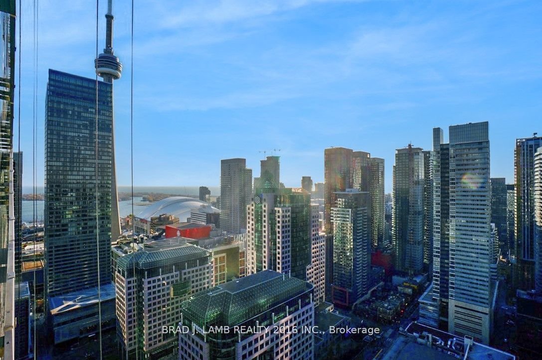 224 King St W, unit 3701 for rent - image #19