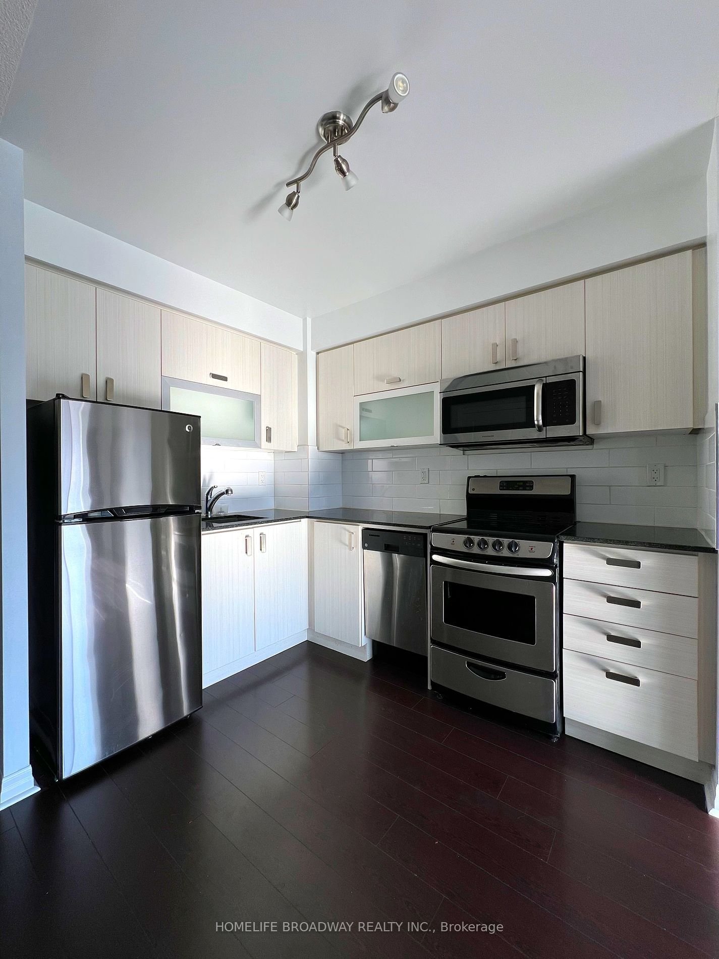 275 Yorkland Rd, unit 712 for rent - image #4