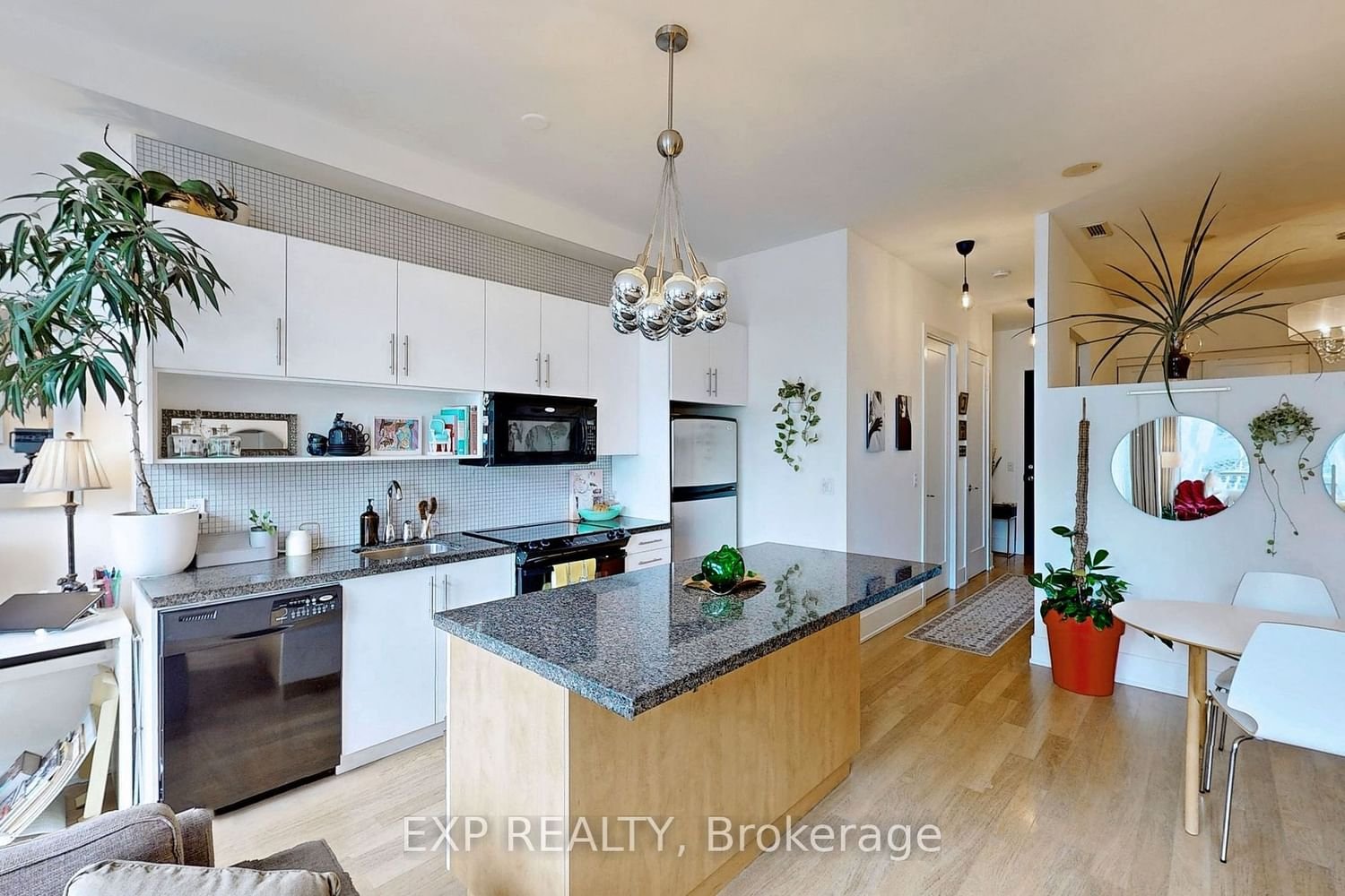 120 Homewood Ave, unit 214 for sale - image #5