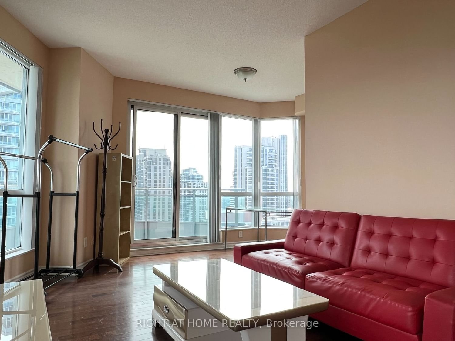 18 Holmes Ave, unit 1803 for rent - image #6