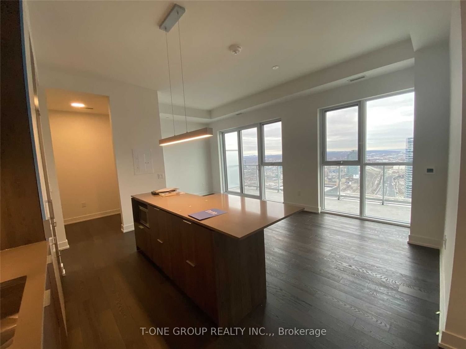 15 Lower Jarvis St, unit 4206 for rent - image #4
