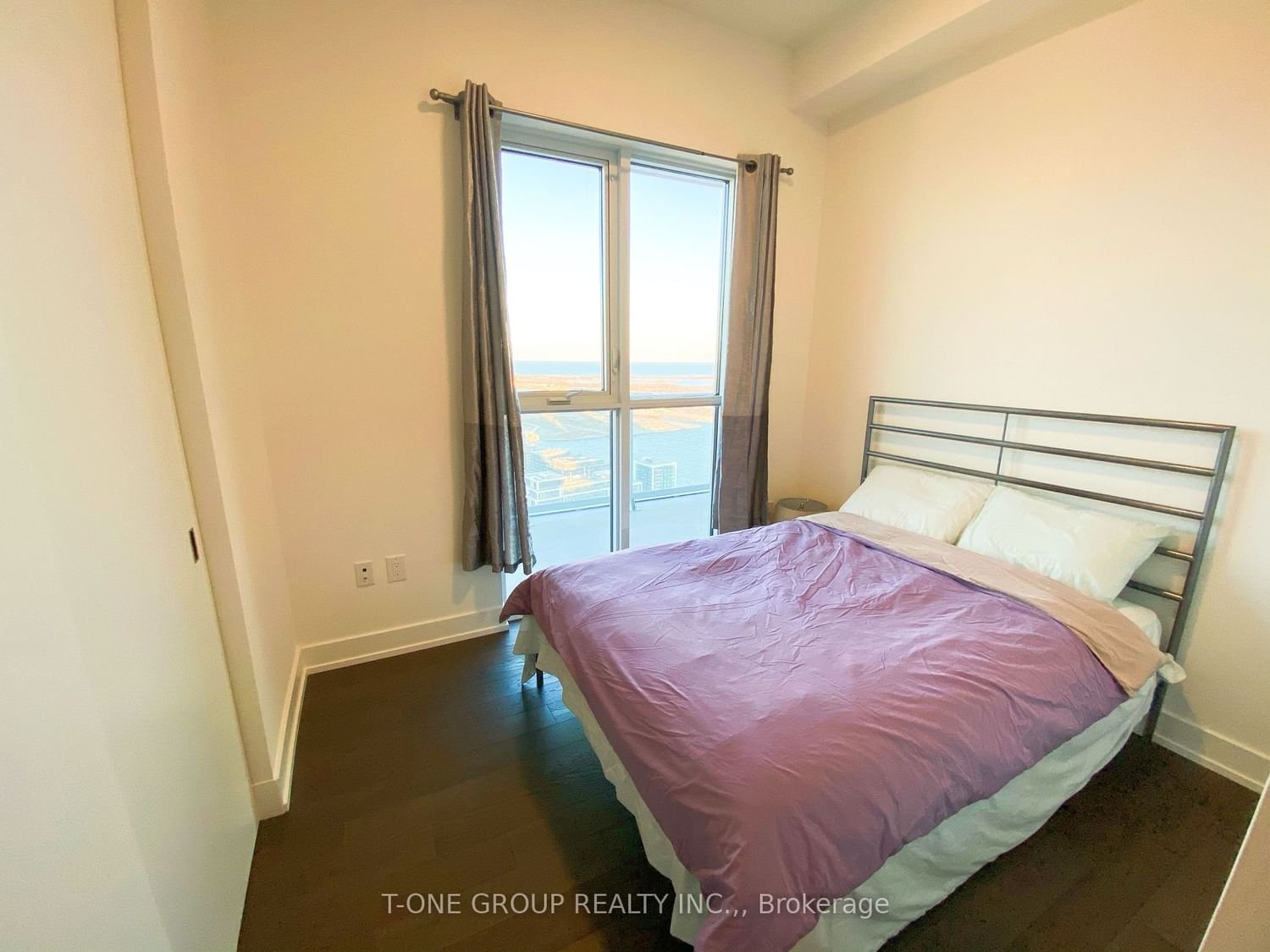 15 Lower Jarvis St, unit 4206 for rent - image #8