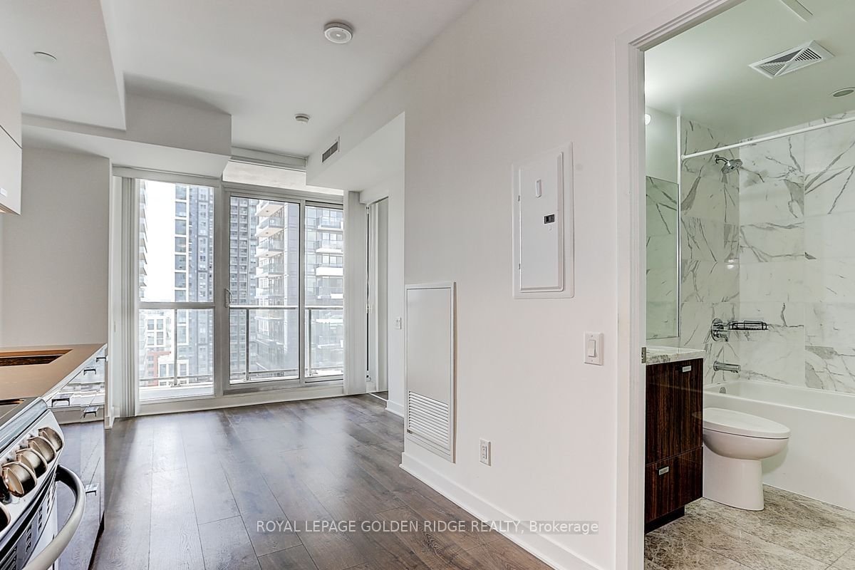 290 Adelaide St W, unit 2002 for sale - image #27