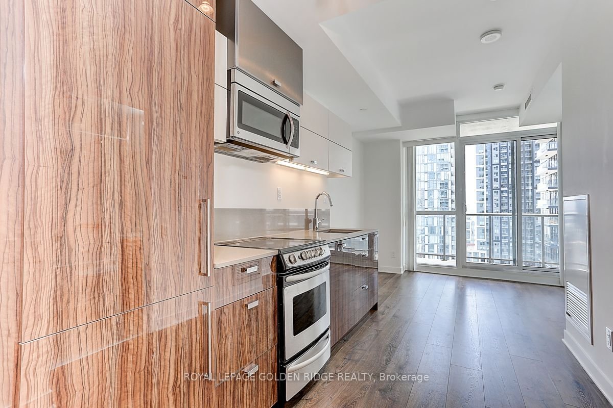 290 Adelaide St W, unit 2002 for sale - image #6