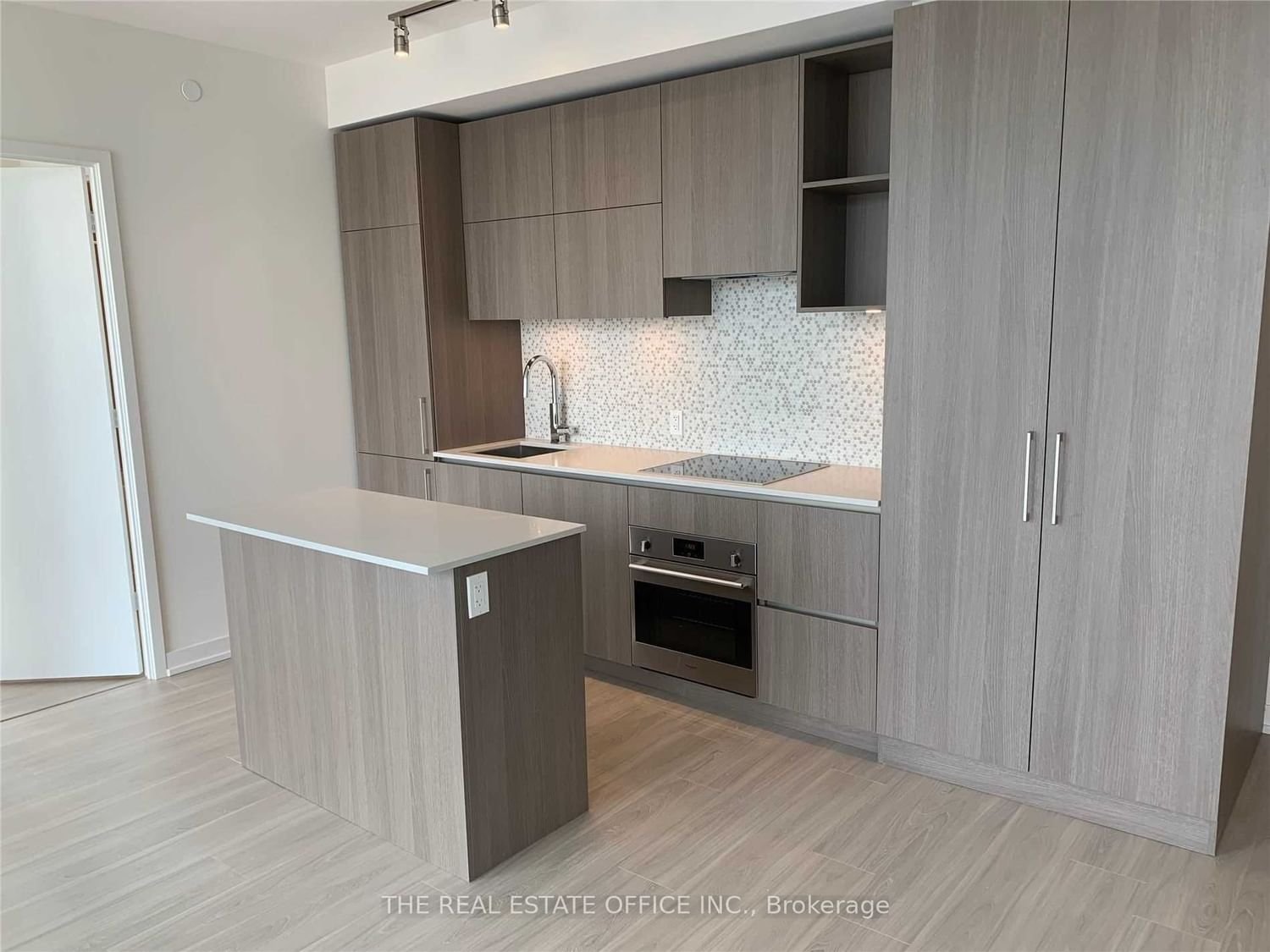 1 Yorkville Ave, unit 1705 for rent - image #3