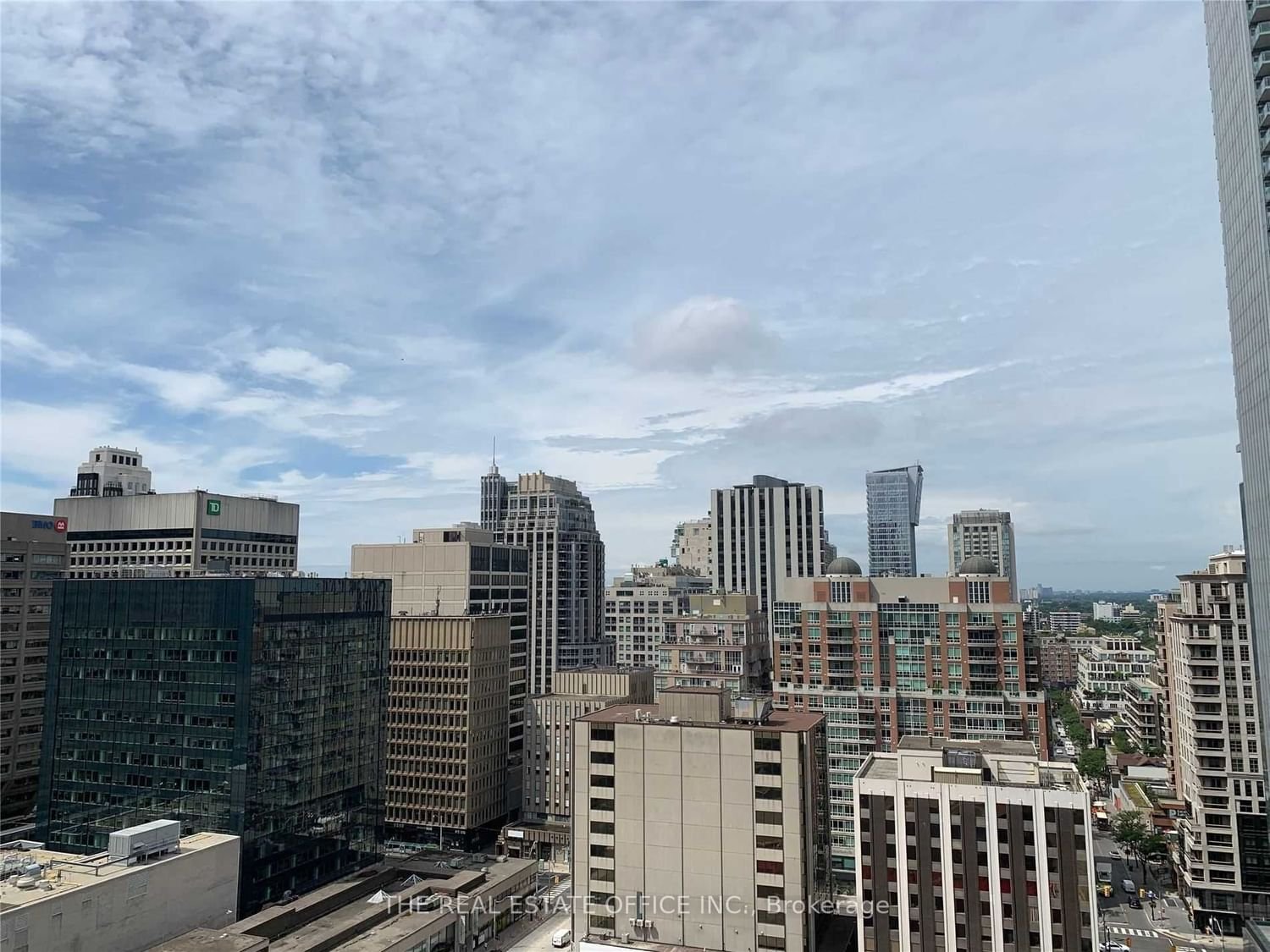 1 Yorkville Ave, unit 1705 for rent - image #6