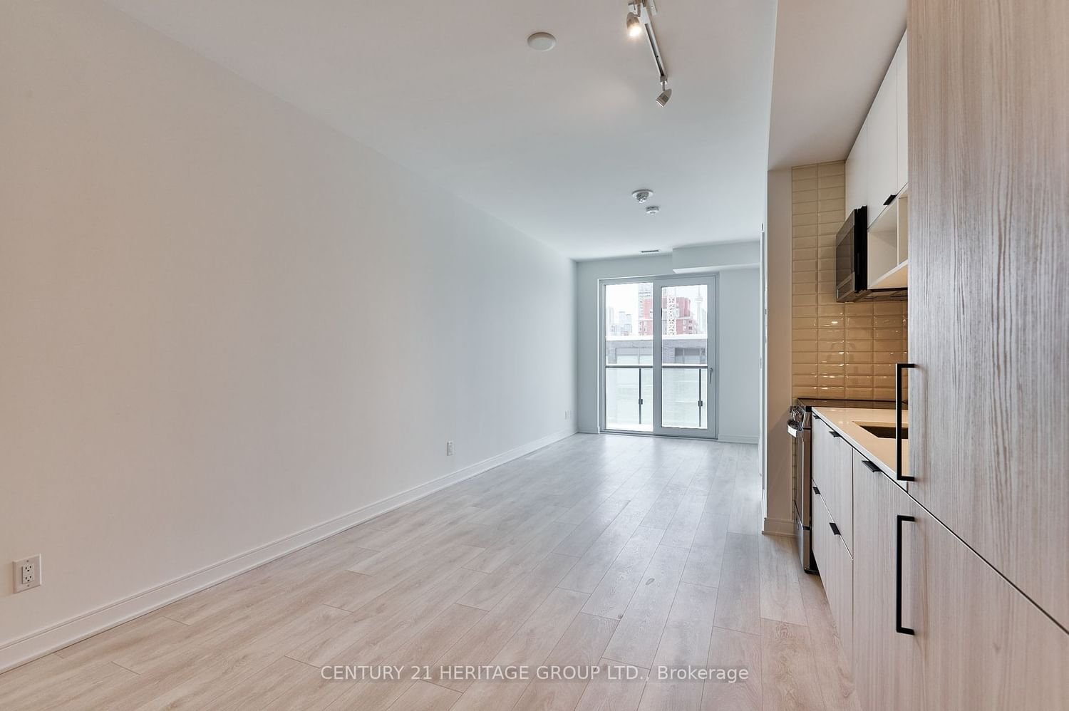 180 Mill St, unit S560 for rent - image #7