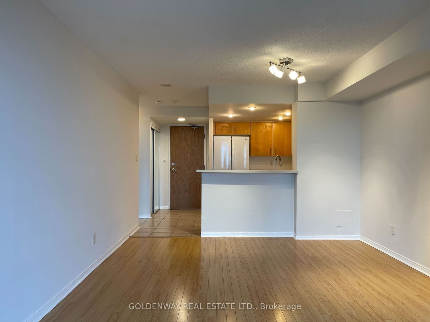 233 Beecroft Rd, unit 1913 for rent - image #1