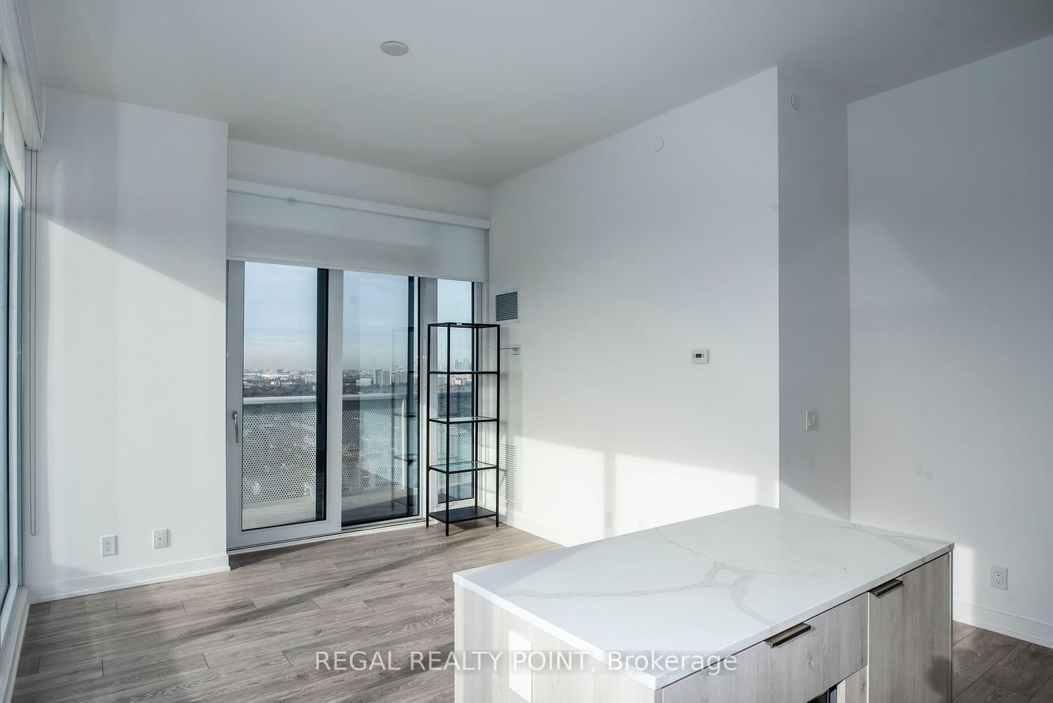 15 Holmes Ave, unit 3102 for rent - image #11