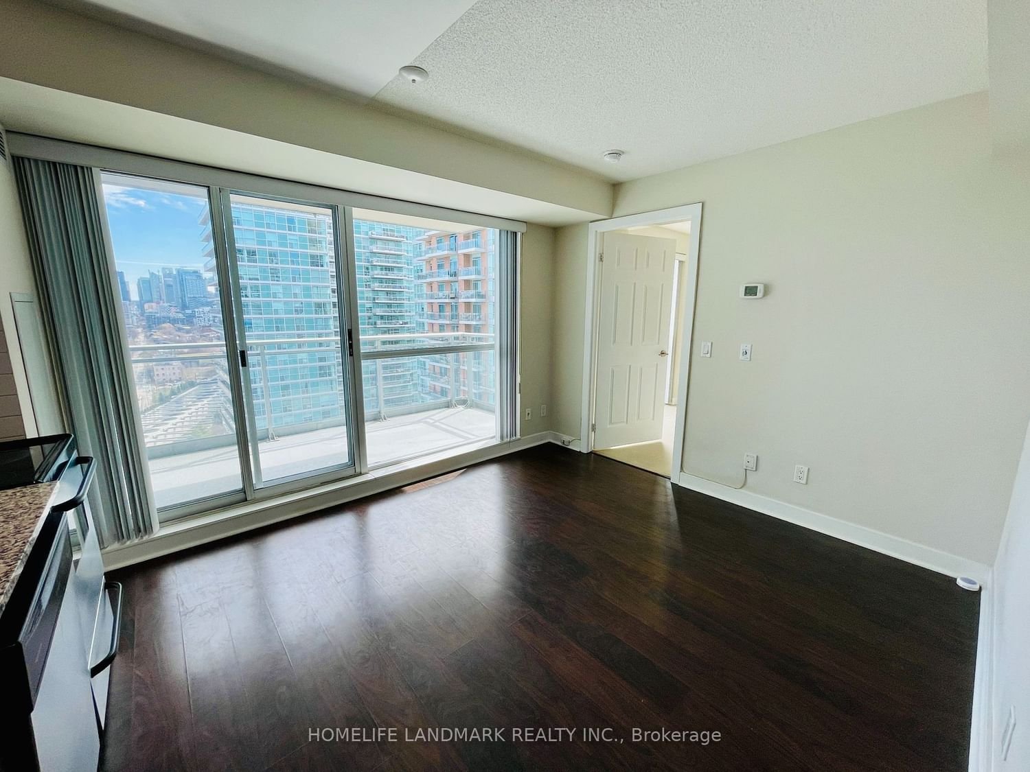 100 Western Battery Rd, unit 1912 for rent - image #6