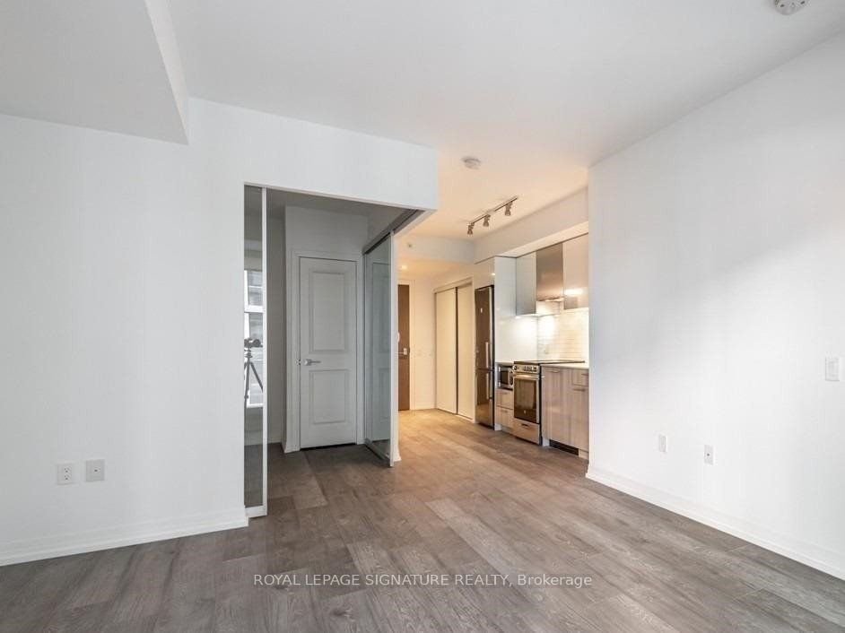 251 Jarvis St, unit 2101 for rent - image #4
