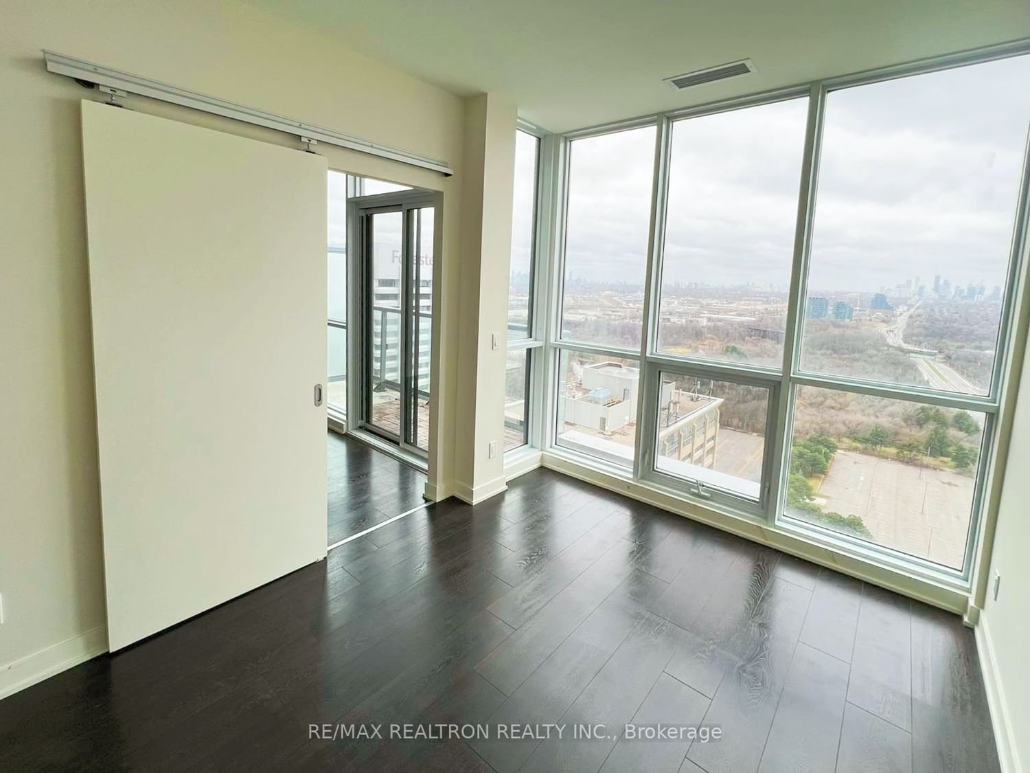 6 Sonic Way N, unit 3101 for rent - image #13