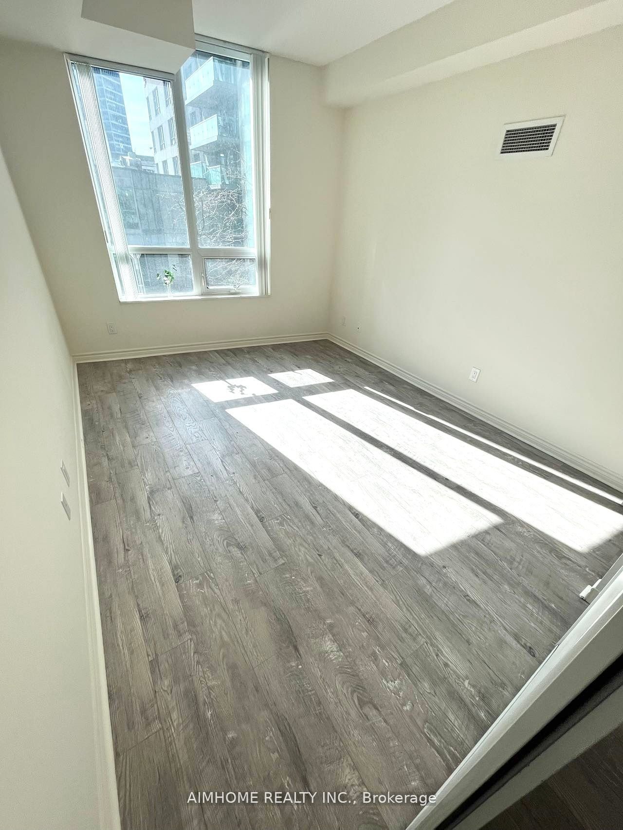 25 Lower Simcoe St, unit 327 for rent - image #25