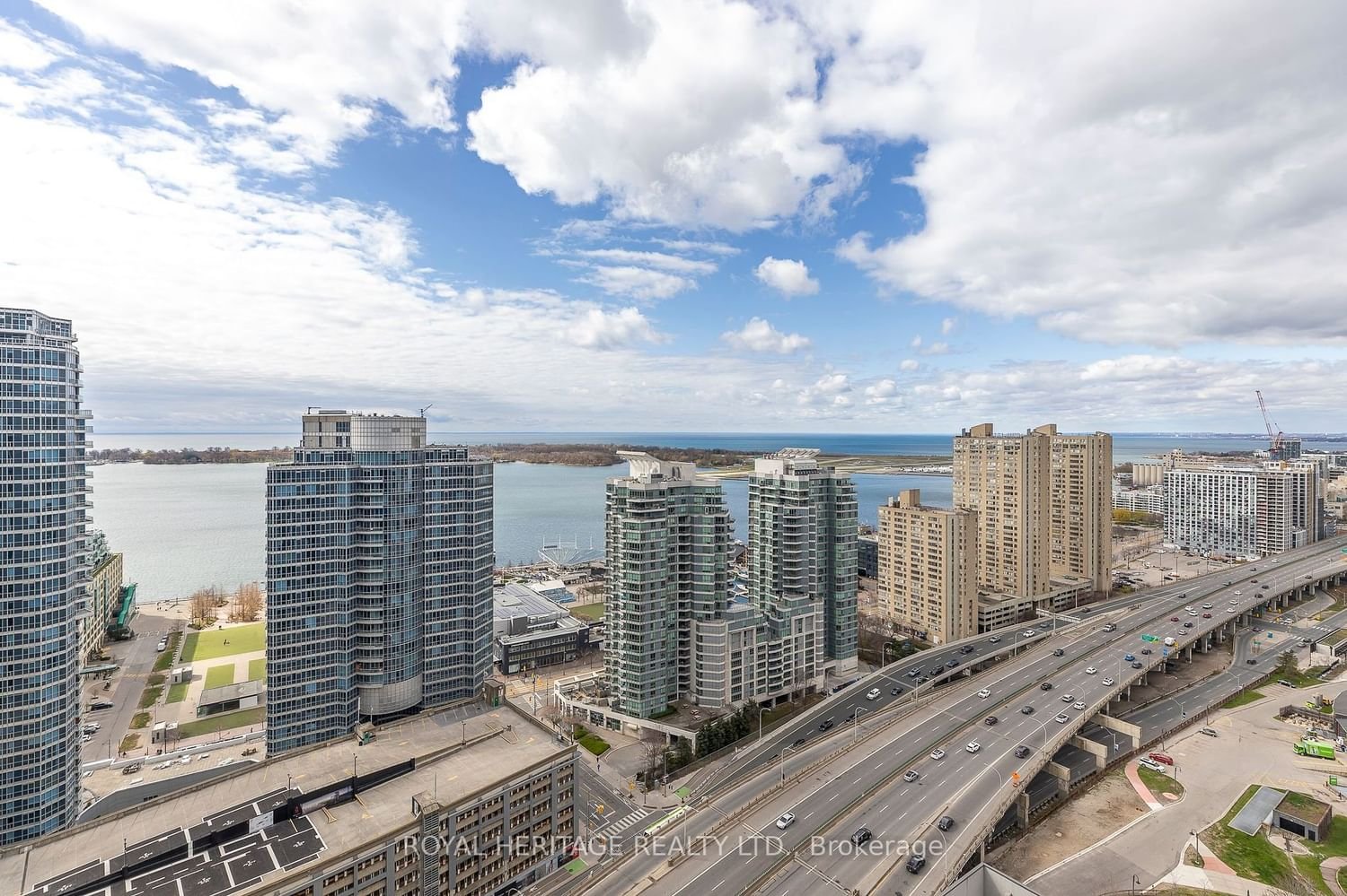 19 Grand Trunk Cres, unit 3712 for sale - image #24
