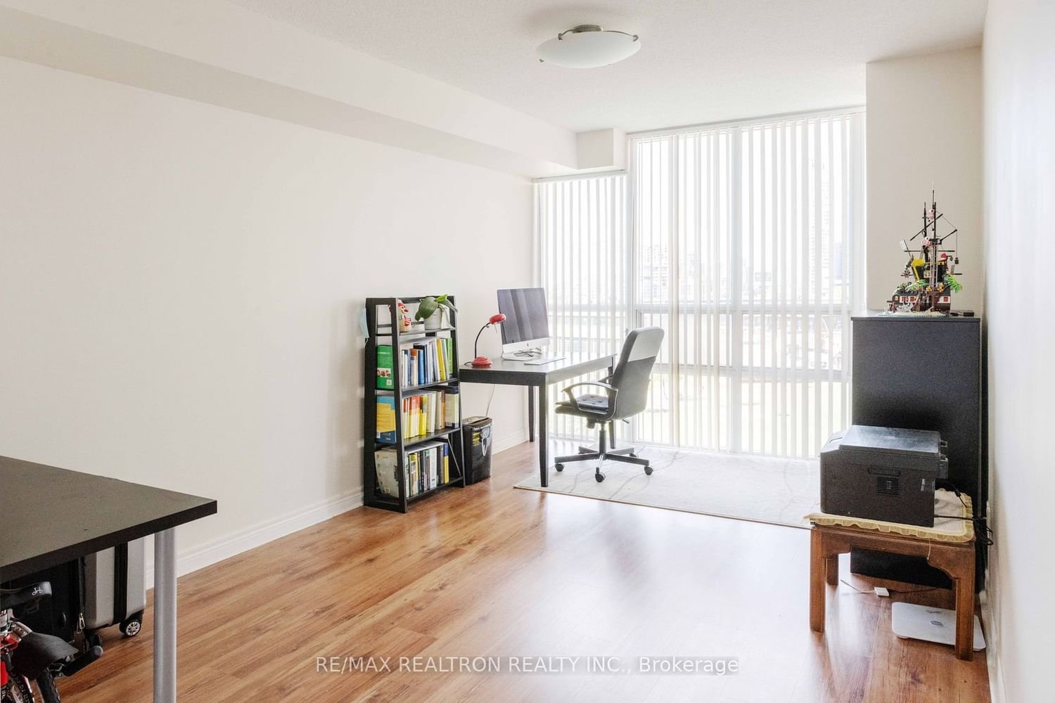 51 Lower Simcoe St, unit 812 for rent - image #6