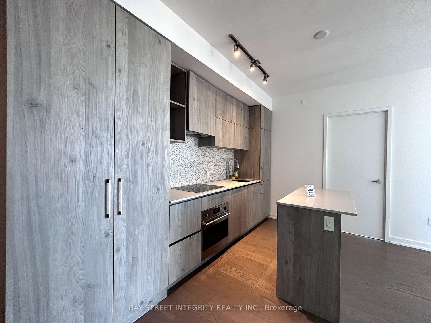 1 Yorkville Ave, unit 4802 for rent - image #4
