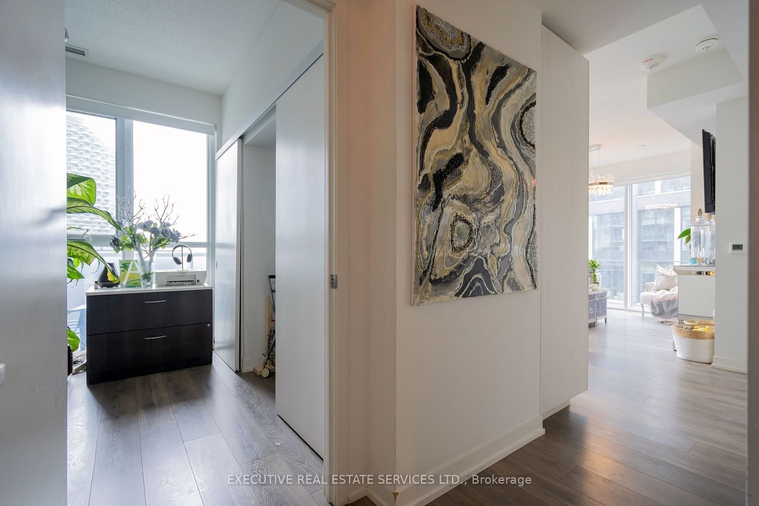 15 Lower Jarvis St, unit 1103 for sale - image #10