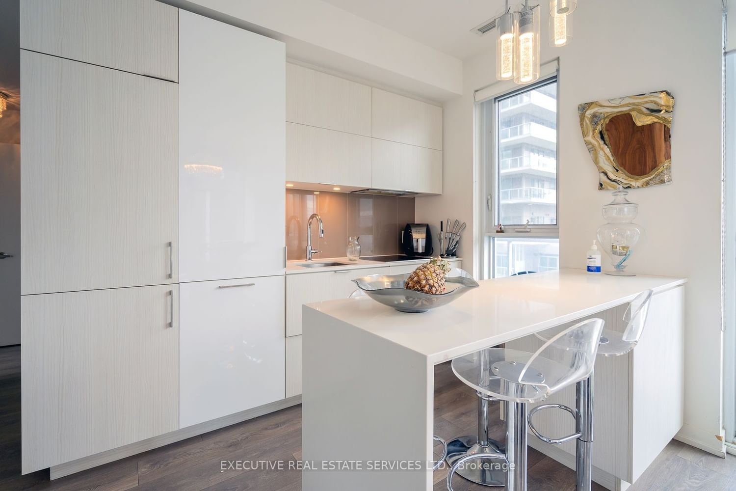 15 Lower Jarvis St, unit 1103 for sale - image #17