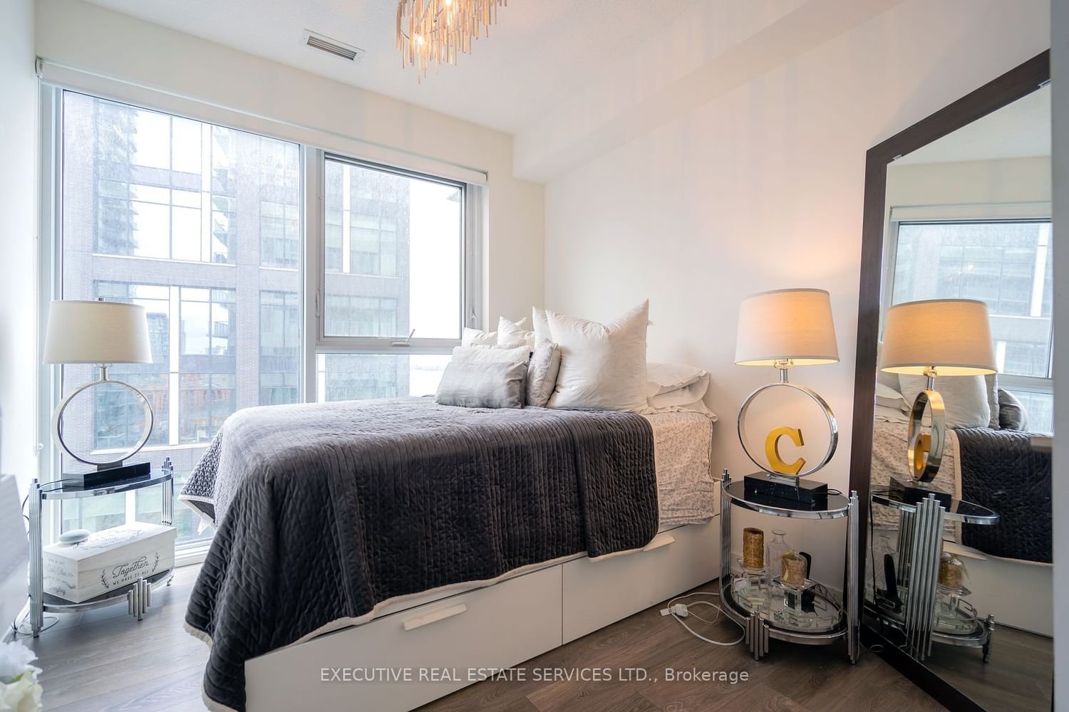 15 Lower Jarvis St, unit 1103 for sale - image #24