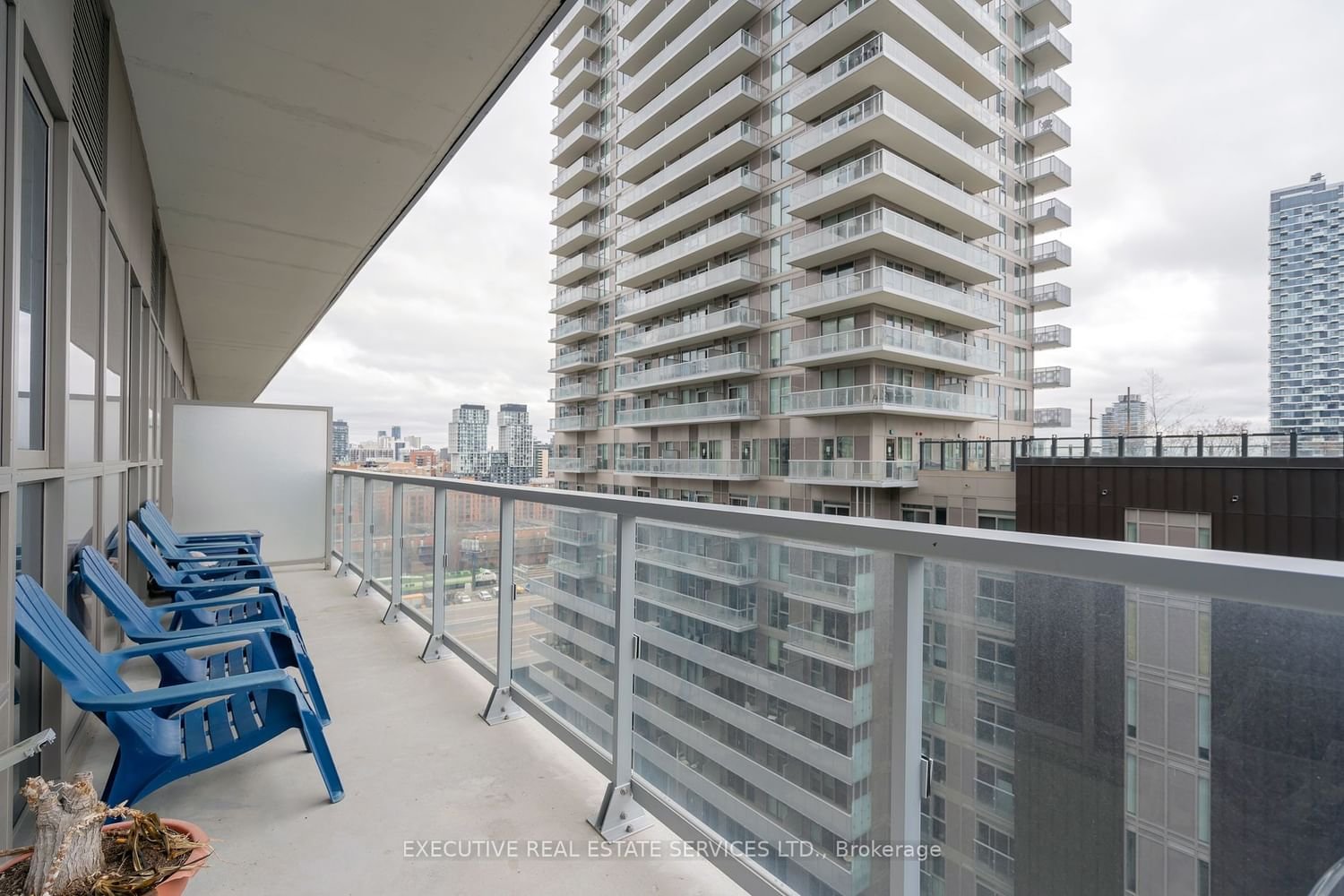 15 Lower Jarvis St, unit 1103 for sale - image #28