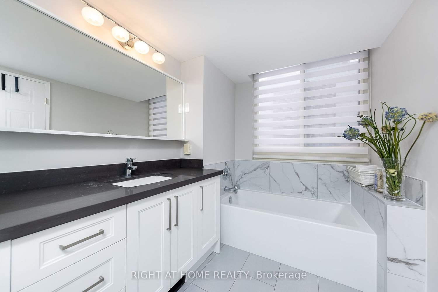 5 Kenneth Ave S, unit 706 for sale - image #6