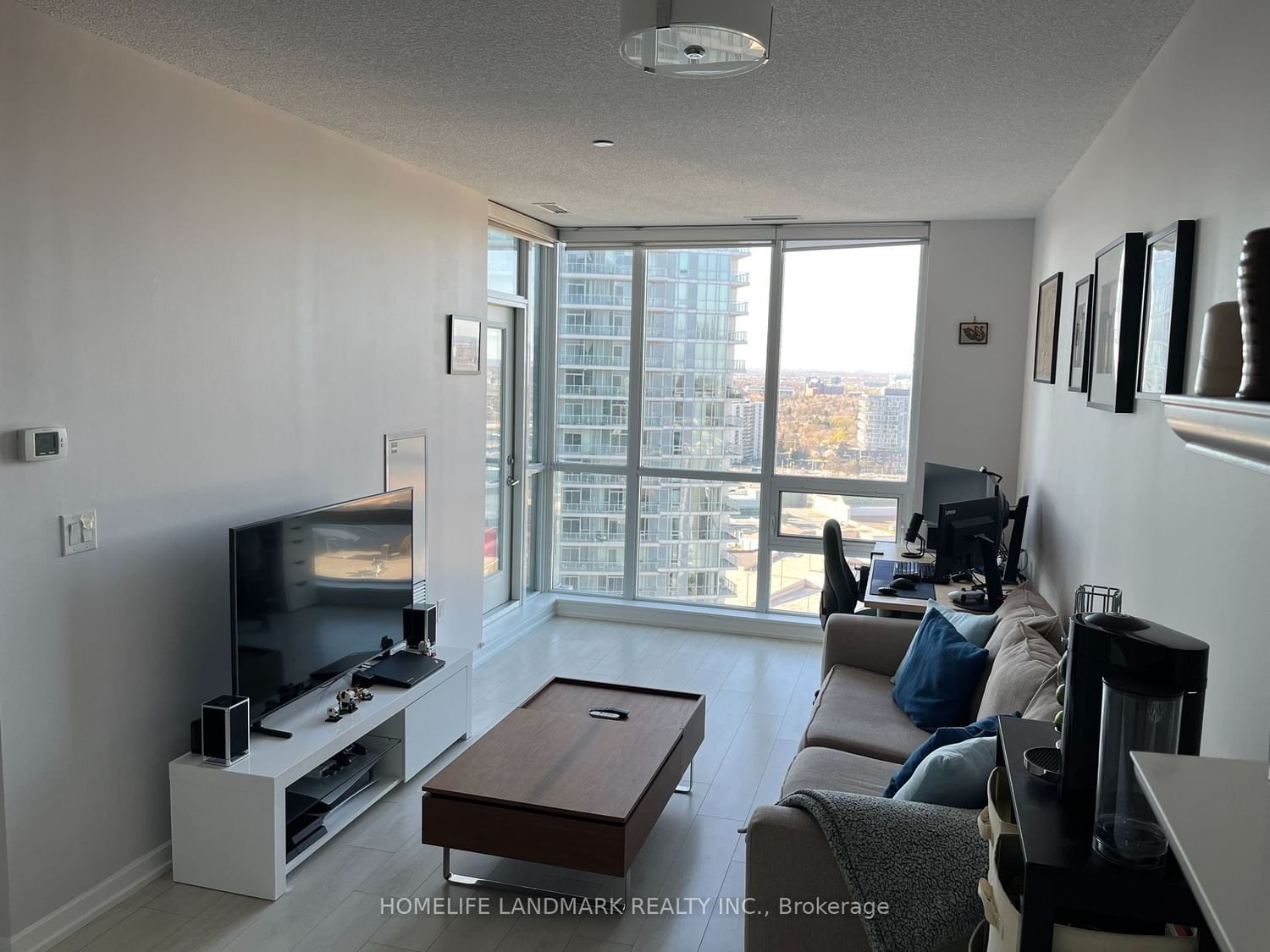 62 Forest Manor Rd, unit 2202 for sale - image #2