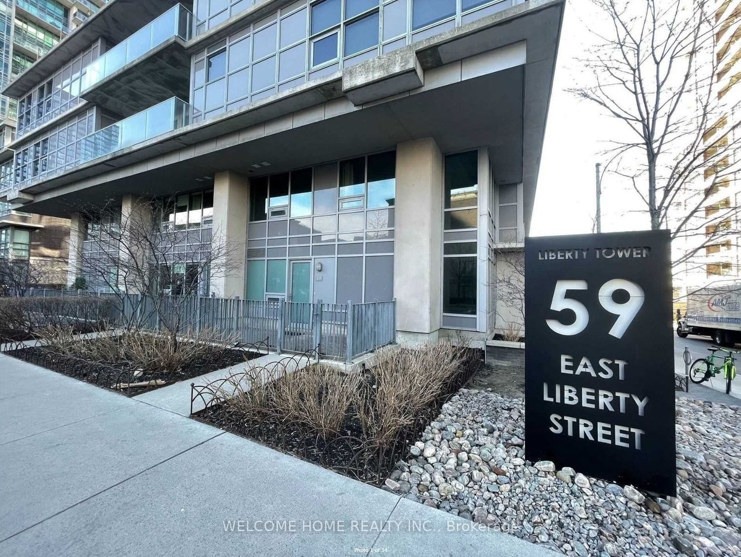 59 East Liberty St, unit 1805 for rent - image #3