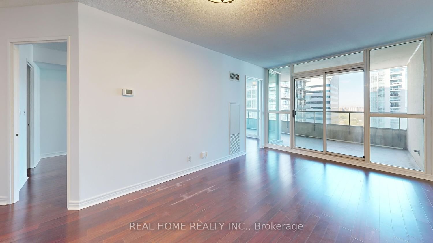 23 Hollywood Ave, unit 3001 for sale - image #11