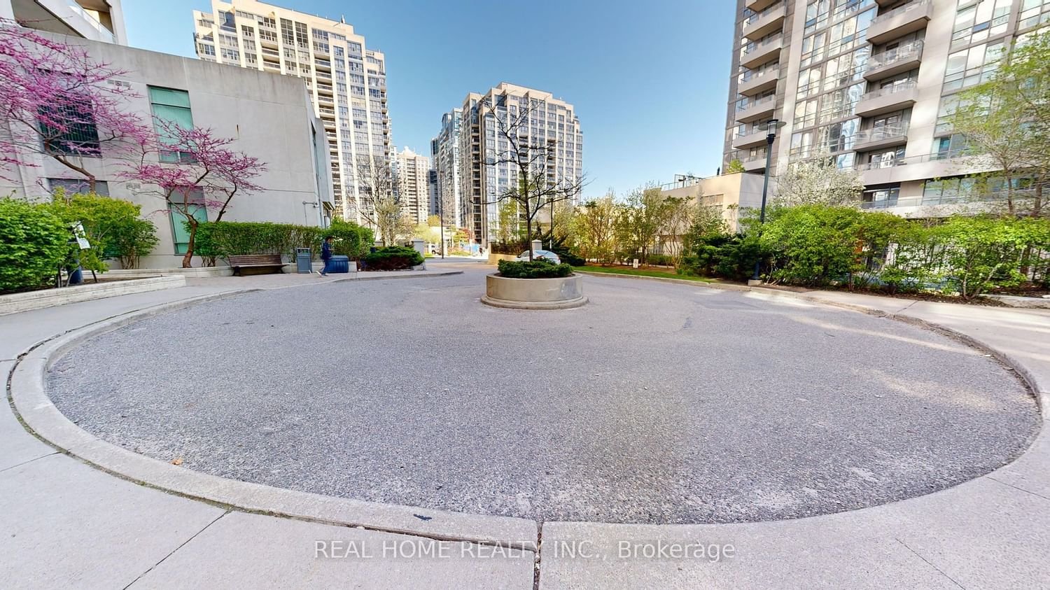 23 Hollywood Ave, unit 3001 for sale - image #3