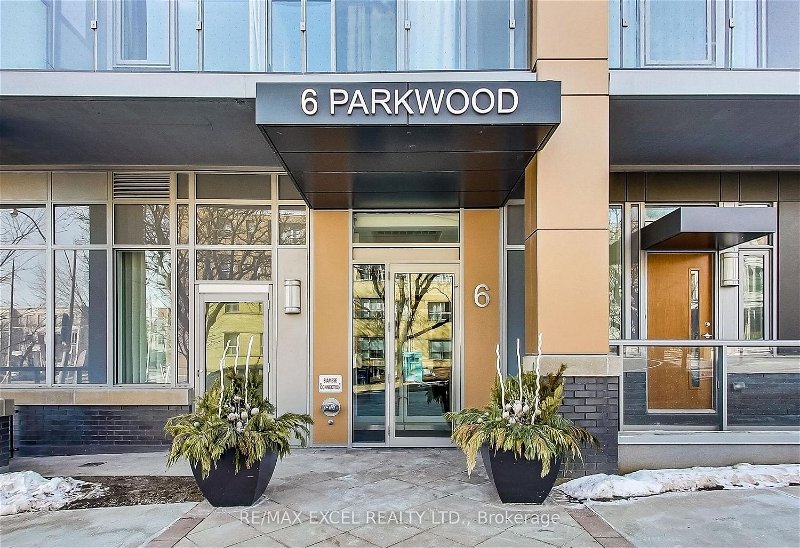 6 Parkwood Ave, unit 706 for rent - image #1