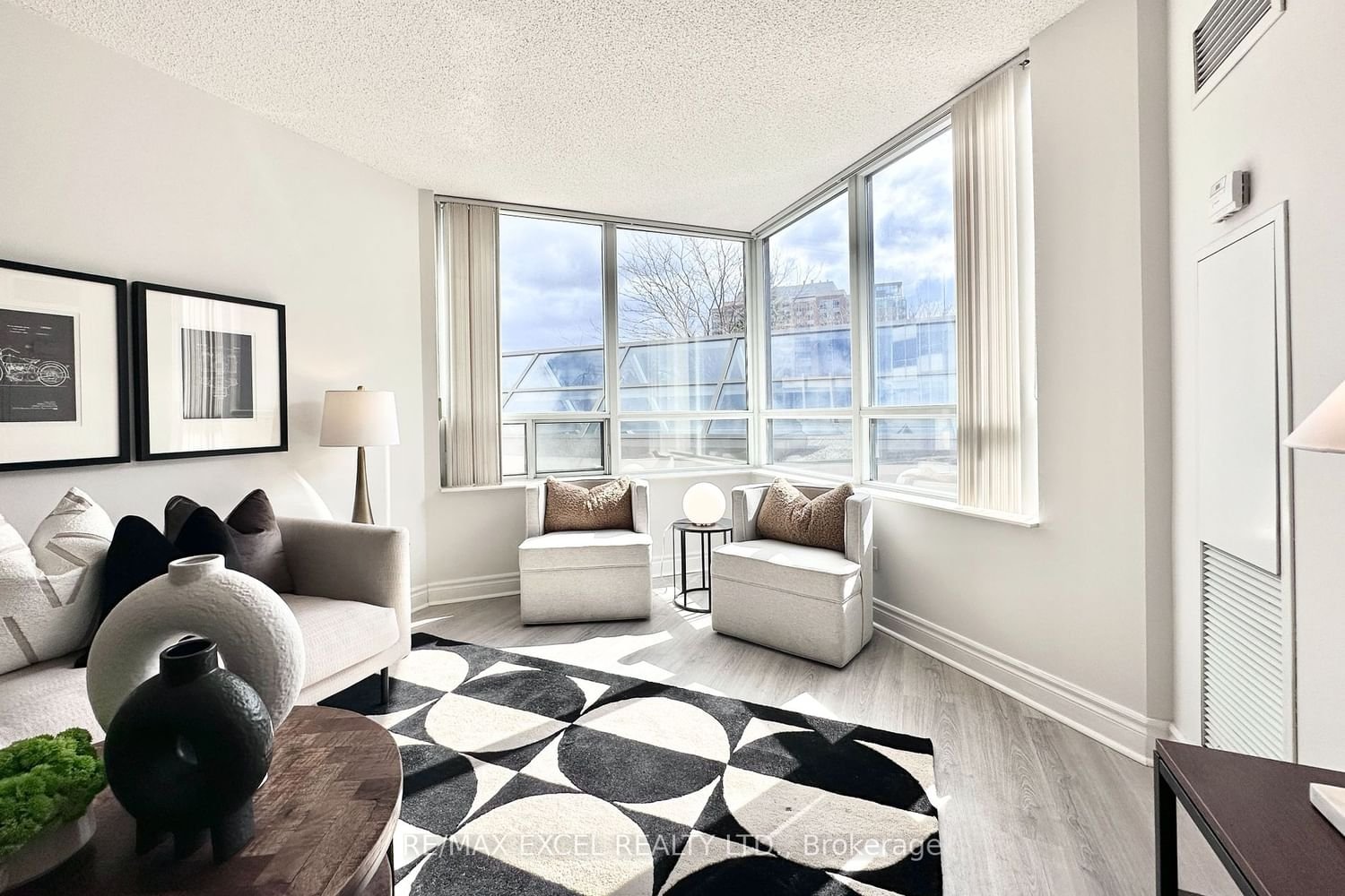 5 Northtown Way, unit 317 for sale - image #8