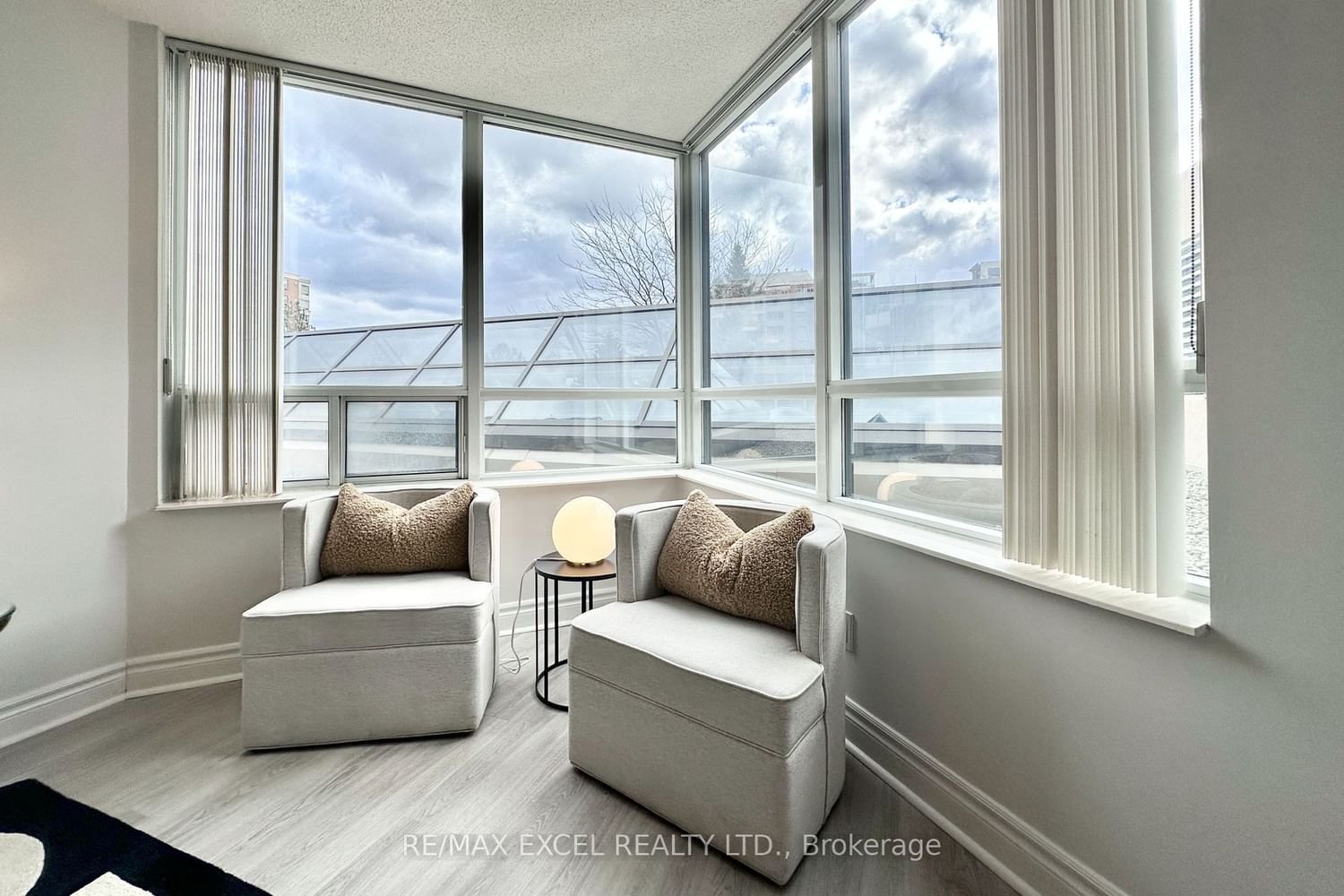 5 Northtown Way, unit 317 for sale - image #9