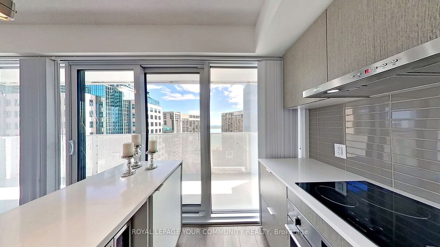 88 HARBOUR St, unit 2707 for sale - image #8