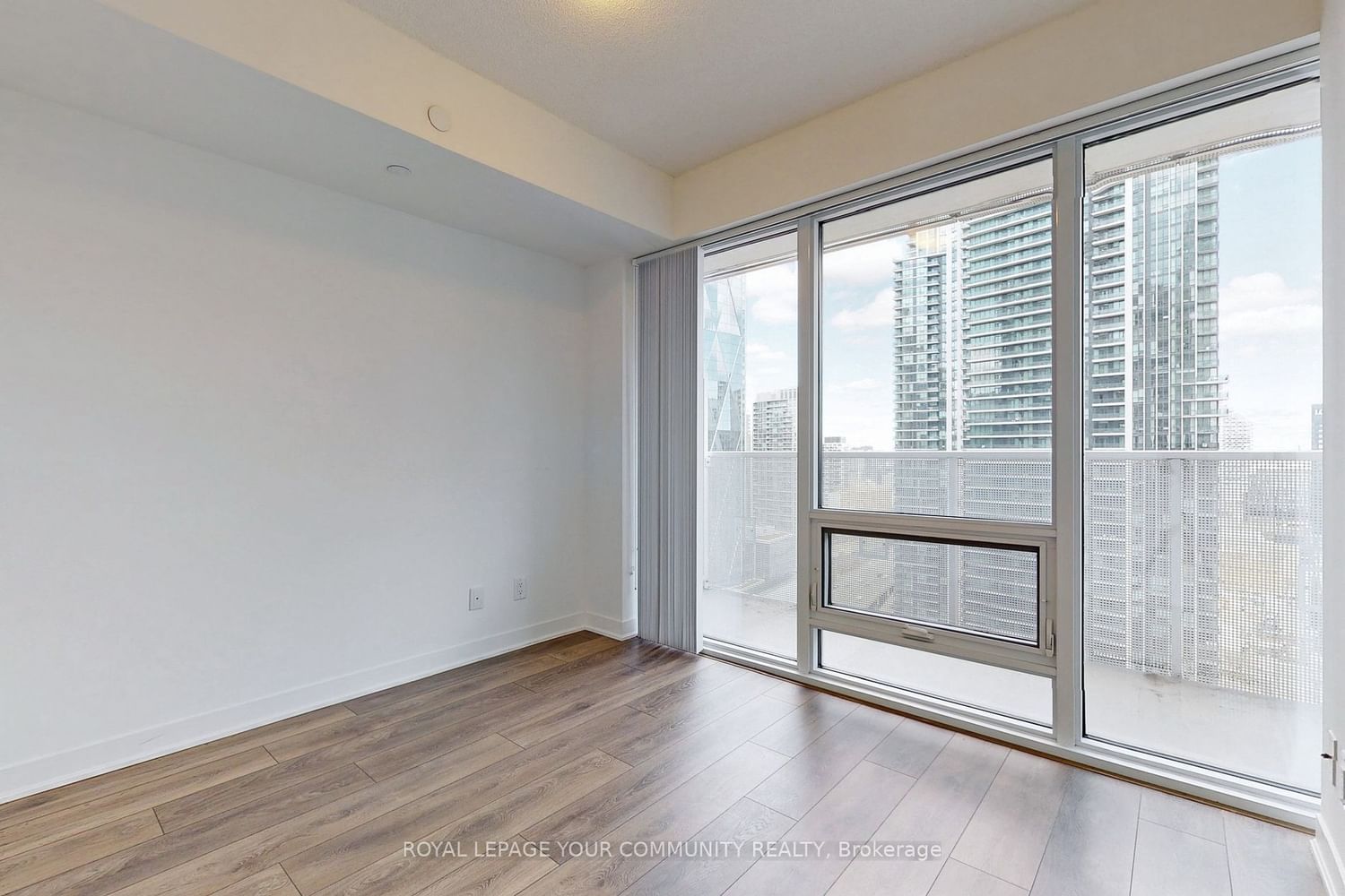 88 HARBOUR St, unit 2707 for sale - image #9