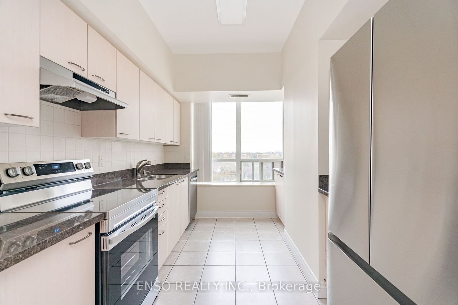 2 Clairtrell Rd, unit Unit805 for rent - image #5