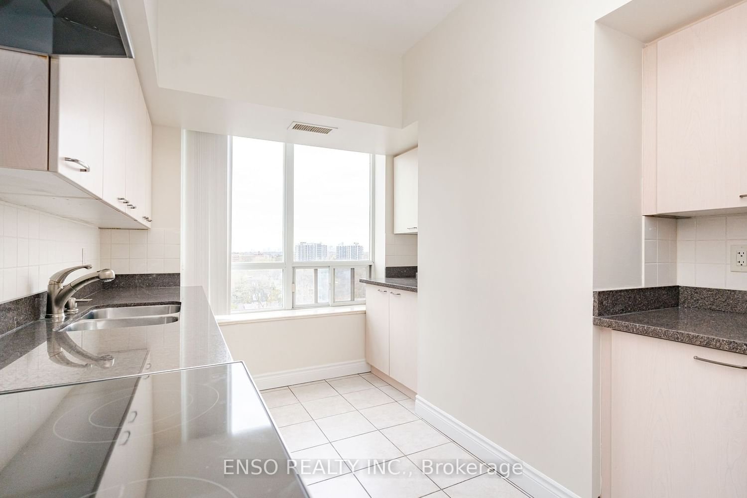 2 Clairtrell Rd, unit Unit805 for rent - image #6