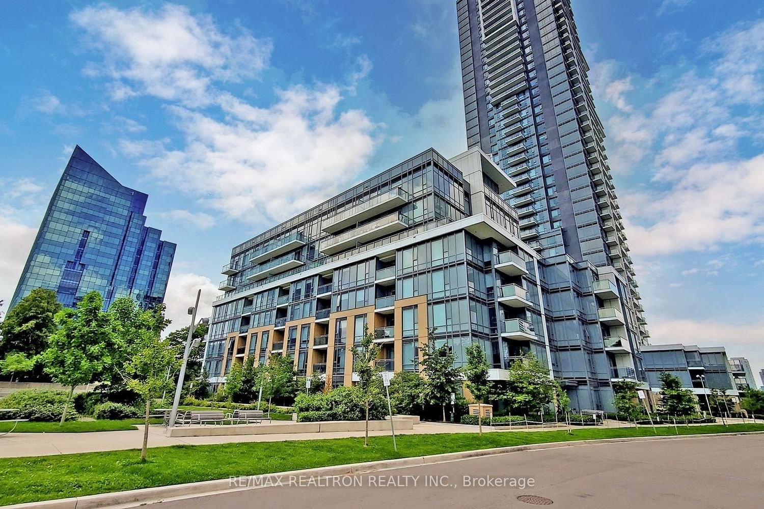 55 Ann O'reilly Rd, unit 117 for sale - image #1