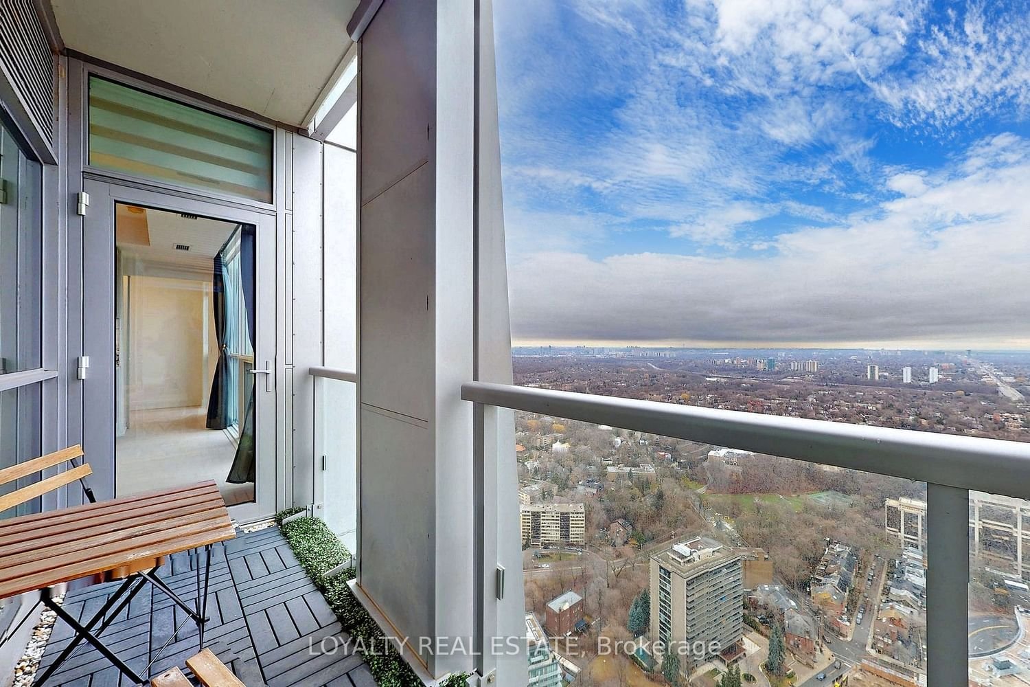 1 Yorkville Ave, unit 4909 for sale - image #26