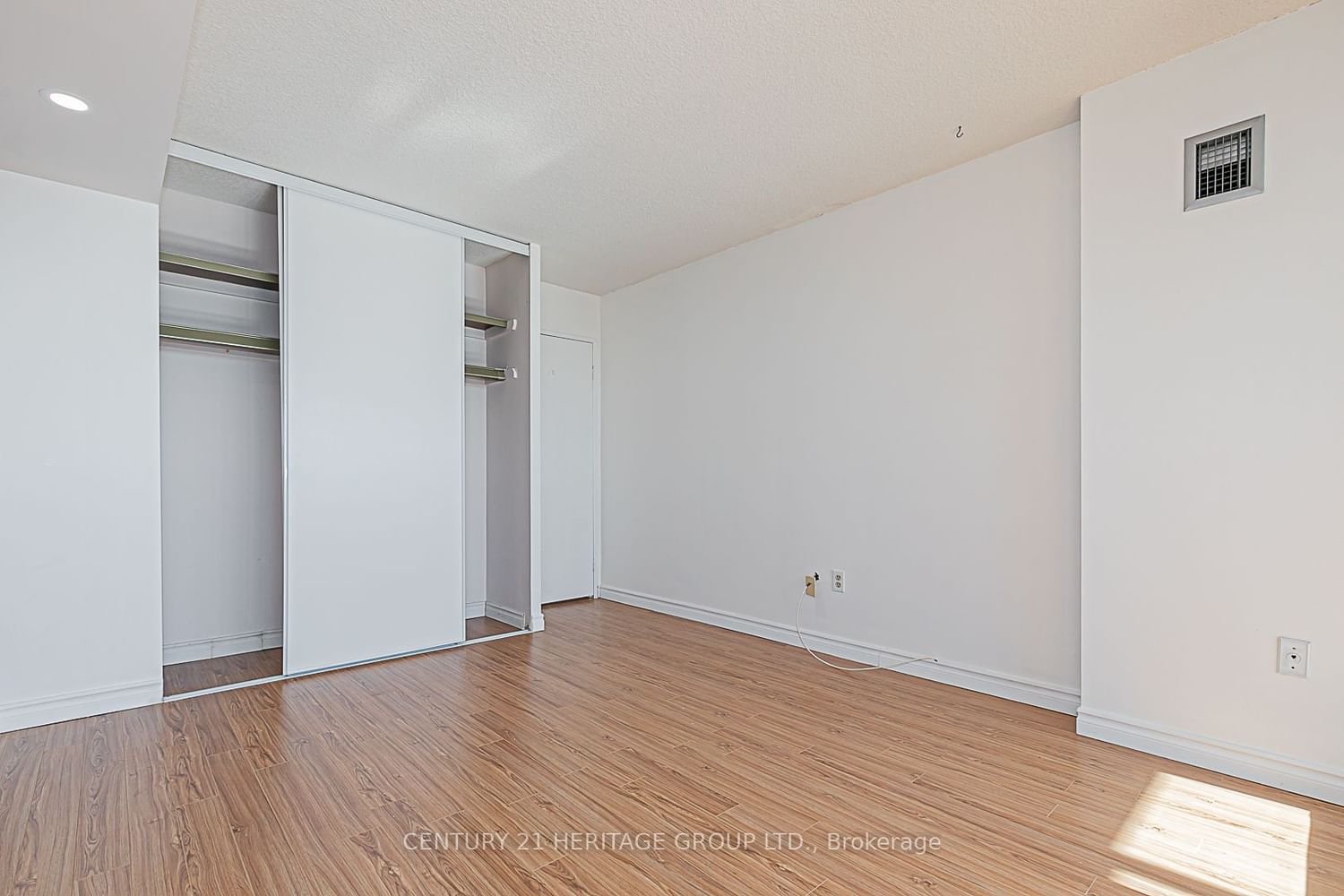 3303 Don Mills Rd, unit 2808 for sale - image #32