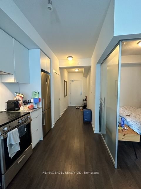 49 East Liberty St, unit 1208 for rent - image #7